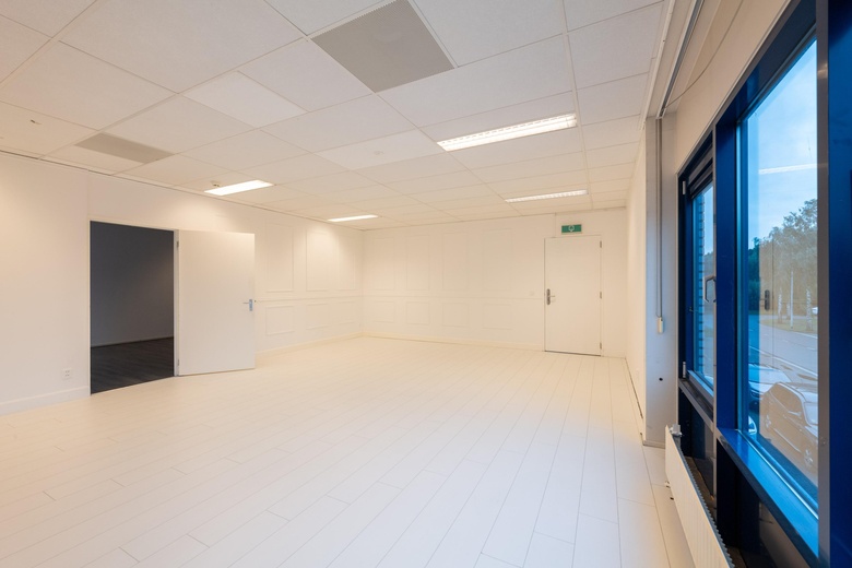 KantoorruimteaanPascalweg 7<br/> inSpijkenisse KantoorruimteaanPascalweg 7<br/> inSpijkenisse