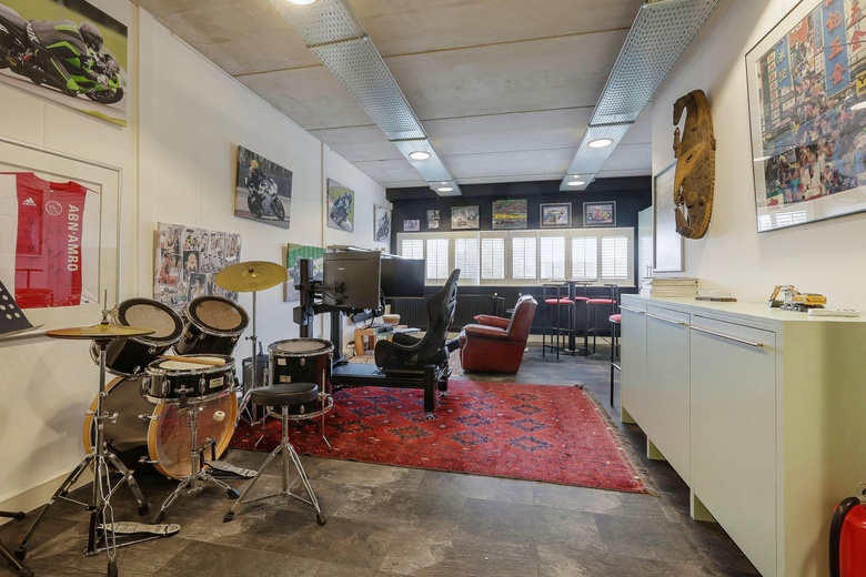 BedrijfsruimteaanSluispolderweg 13 A 18<br/> inZaandam