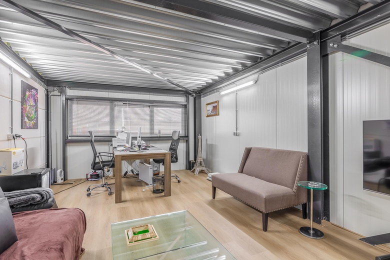 BedrijfsruimteaanNikkelweg 225<br/> inAlphen aan den Rijn