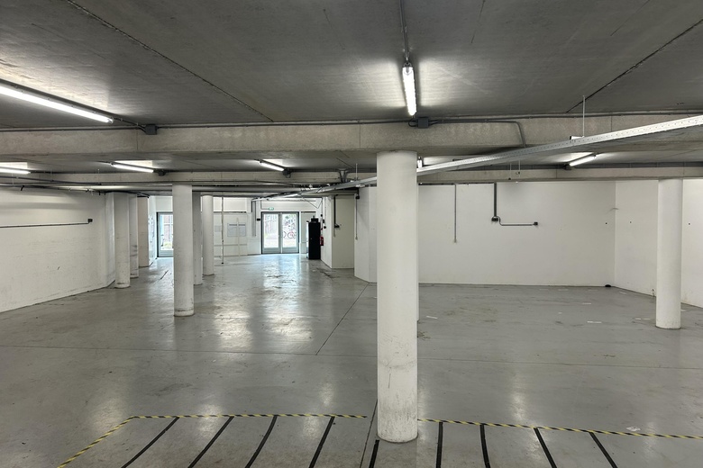 BedrijfsruimteaanWesterdijk 18<br/> inUtrecht