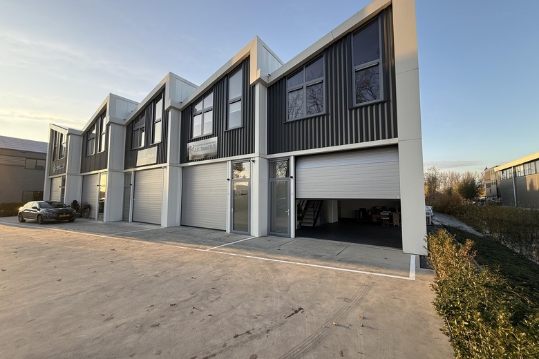 BedrijfsruimteaanHoofdweg-Noord 9 e<br/> inNieuwerkerk aan den IJssel