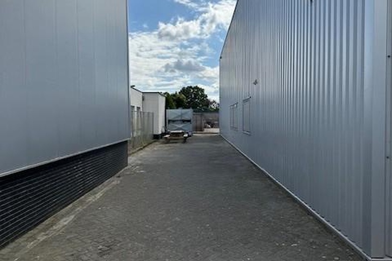 BedrijfsruimteaanRooseindsestraat 19<br/> inHelmond BedrijfsruimteaanRooseindsestraat 19<br/> inHelmond
