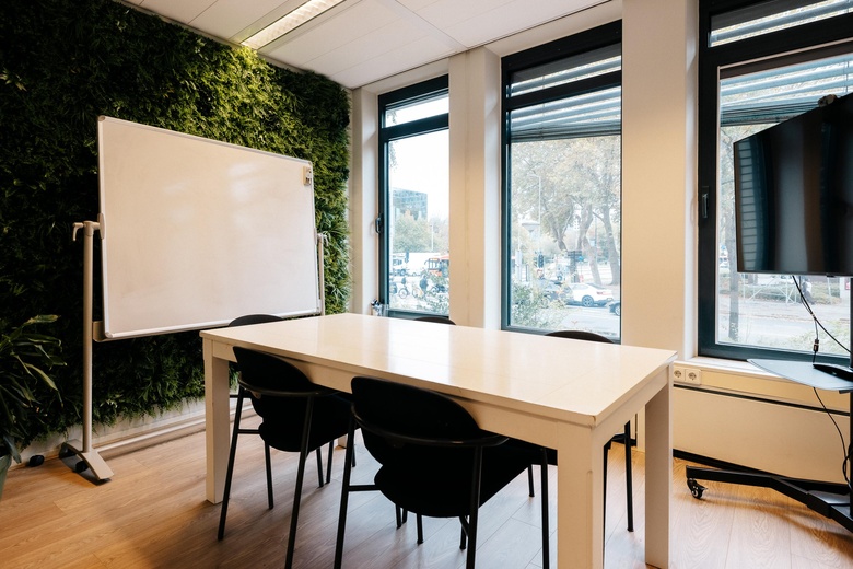 KantoorruimteaanIJsbaanpad 2<br/> inAmsterdam