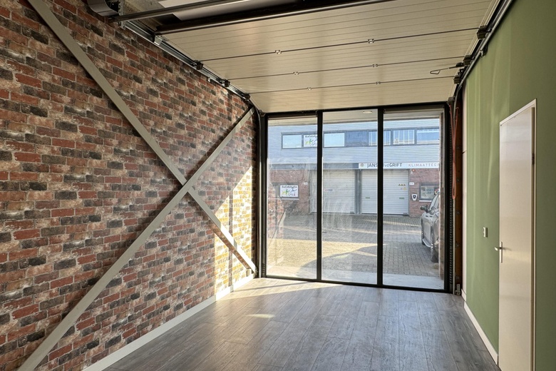 BedrijfsruimteaanKoningsweg 2 30<br/> inSoest