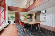 Bekijk foto 5 van Europalaan 24