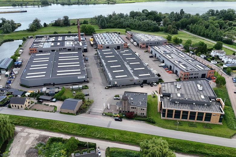 BedrijfsruimteaanAchterzeedijk 57 3<br/> inBarendrecht