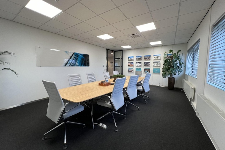 KantoorruimteaanDe Veldoven 13<br/> inHendrik-Ido-Ambacht