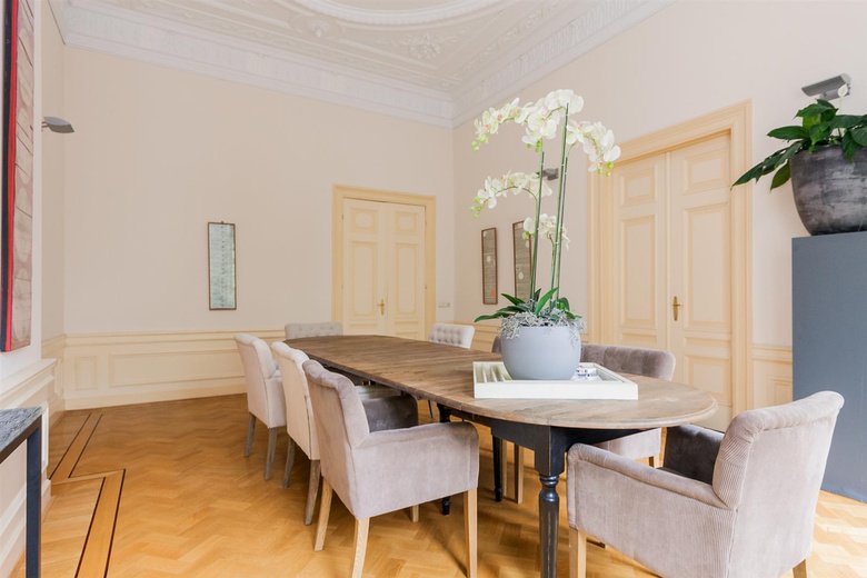 KantoorruimteaanBurgemeester van Karnebeeklaan 17A<br/> inDen Haag