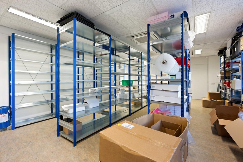 KantoorruimteaanStationsweg 41<br/> inZwijndrecht