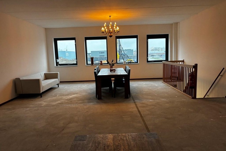 BedrijfsruimteaanCommunicatielaan 5 M<br/> inTerneuzen