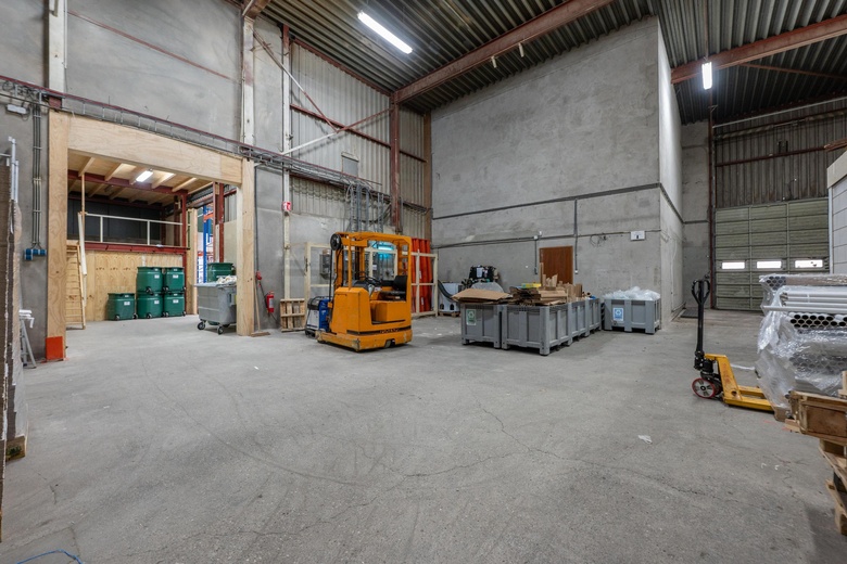 BedrijfsruimteaanStoutenburgerweg 15<br/> inTerschuur