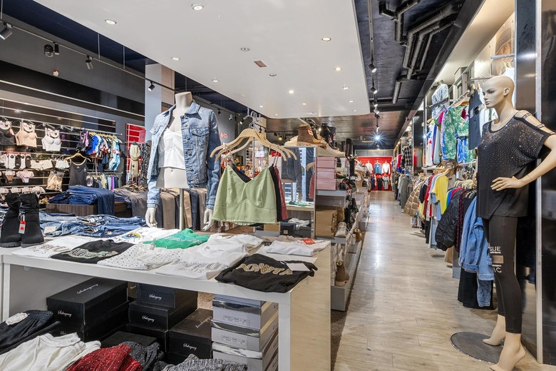 WinkelruimteaanRijnstraat 48<br/> inArnhem WinkelruimteaanRijnstraat 48<br/> inArnhem