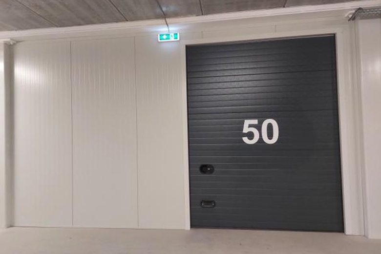 BedrijfsruimteaanSteur 50<br/> inWaddinxveen