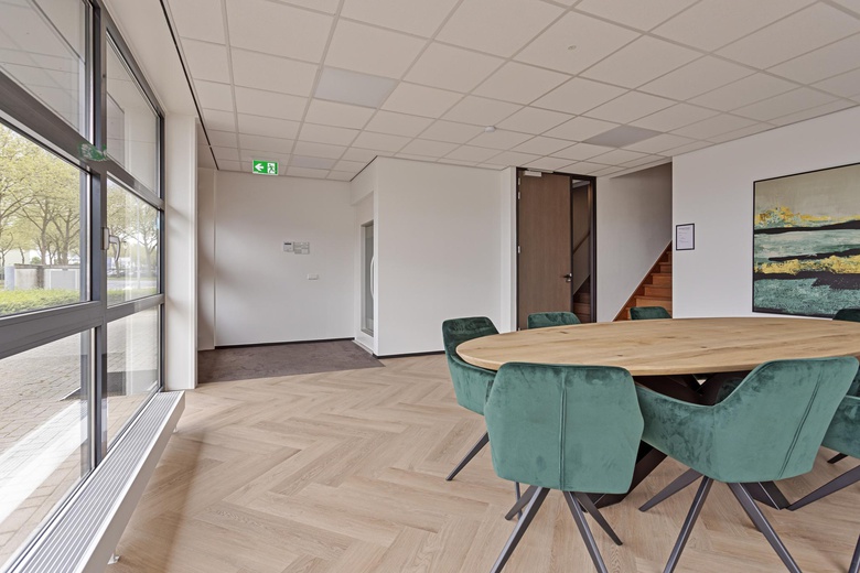 KantoorruimteaanHeinz Moormannstraat 1 a<br/> inBoxmeer KantoorruimteaanHeinz Moormannstraat 1 a<br/> inBoxmeer