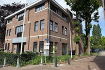 Bekijk foto 6 van Bergse Dorpsstraat 8 C Bekijk foto 6 van Bergse Dorpsstraat 8 C