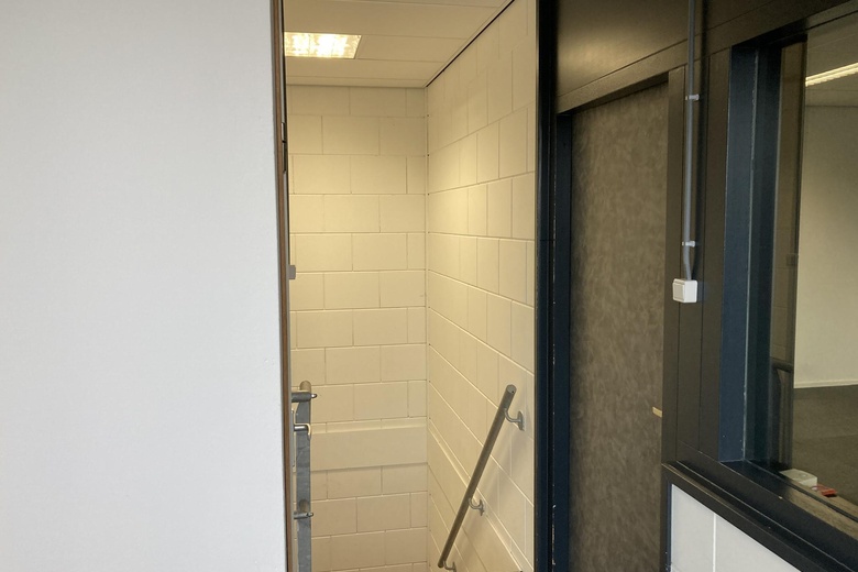 KantoorruimteaanNewtonstraat 42 F<br/> inHeerhugowaard KantoorruimteaanNewtonstraat 42 F<br/> inHeerhugowaard