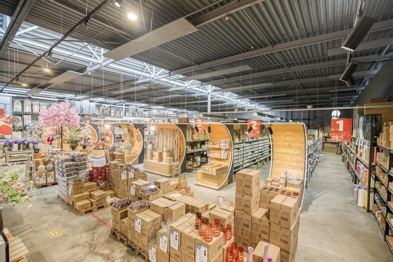 BedrijfsruimteaanLakenblekerstraat 24 A<br/> inAalsmeer BedrijfsruimteaanLakenblekerstraat 24 A<br/> inAalsmeer