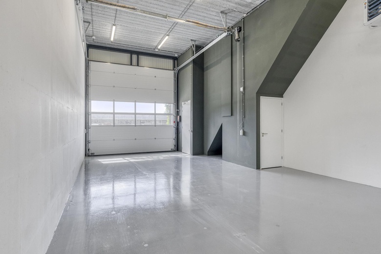 BedrijfsruimteaanAmersfoortsestraat 76 13<br/> inSoesterberg BedrijfsruimteaanAmersfoortsestraat 76 13<br/> inSoesterberg