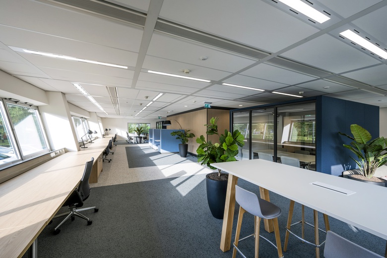 KantoorruimteaanStationsplein-ZW 983<br/> inSchiphol