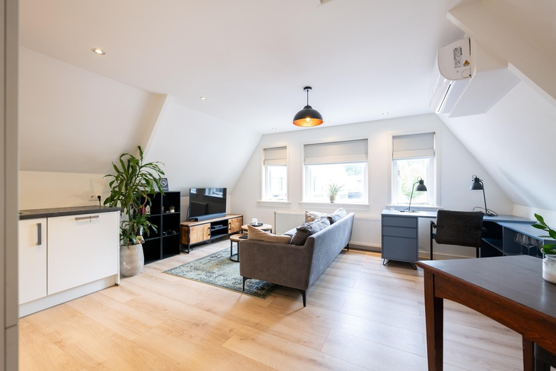 WinkelruimteaanStationsweg 31<br/> inOostvoorne