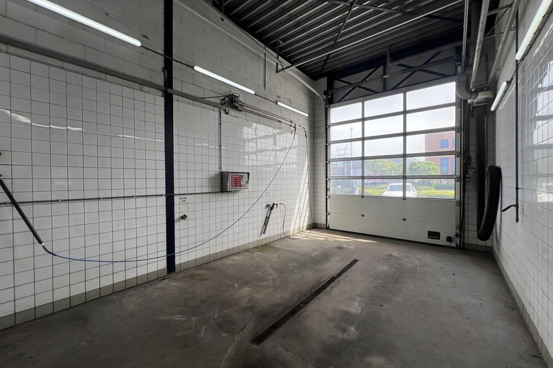 BedrijfsruimteaanBijdorpplein 1<br/> inBarendrecht BedrijfsruimteaanBijdorpplein 1<br/> inBarendrecht