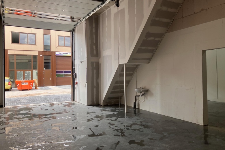 BedrijfsruimteaanOvervliet 45<br/> inUtrecht BedrijfsruimteaanOvervliet 45<br/> inUtrecht