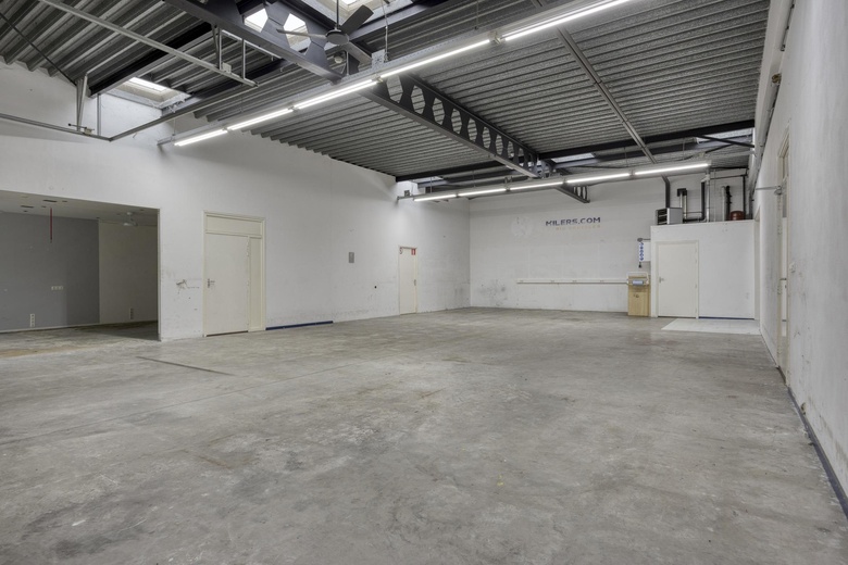 BedrijfsruimteaanDe Bloemendaal 5<br/> inDen Bosch