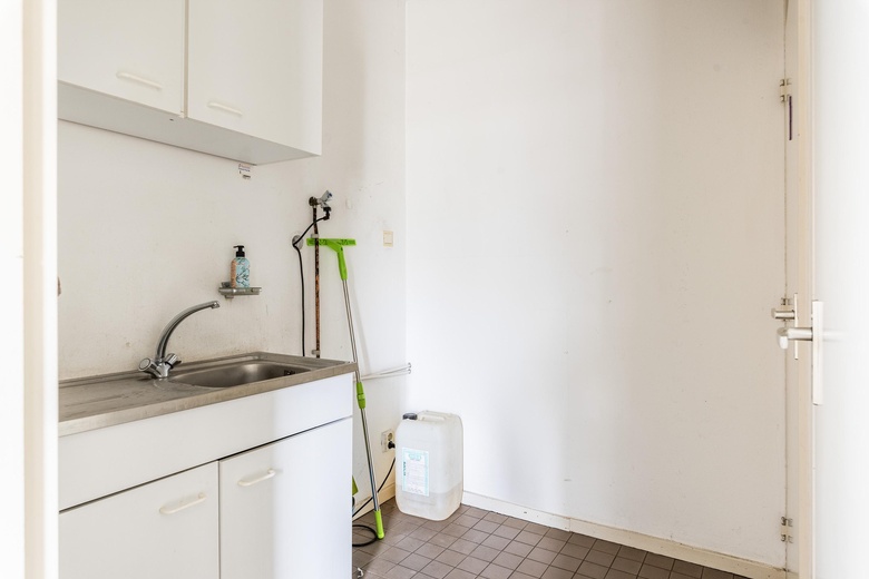 BedrijfsruimteaanKanaal Noord 143<br/> inApeldoorn