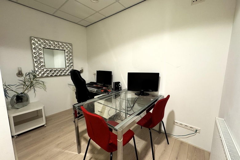 BedrijfsruimteaanBolderweg 48 H<br/> inAlmere BedrijfsruimteaanBolderweg 48 H<br/> inAlmere