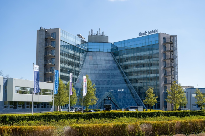 KantoorruimteaanLaan Corpus den Hoorn 300<br/> inGroningen KantoorruimteaanLaan Corpus den Hoorn 300<br/> inGroningen