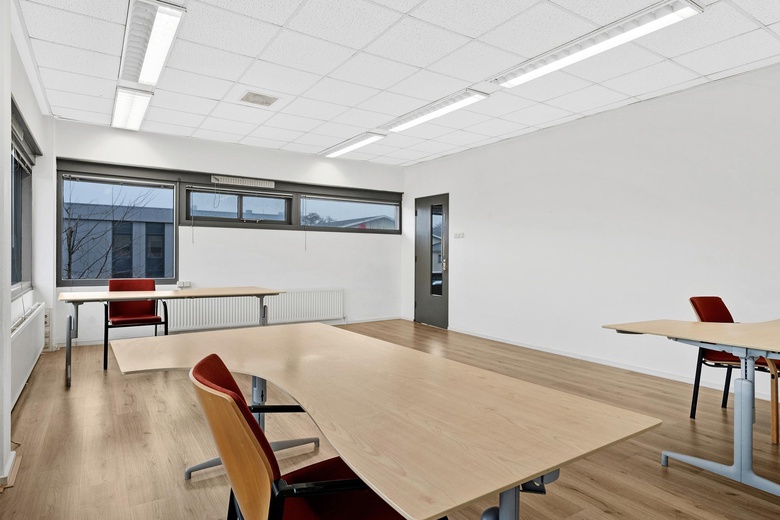 KantoorruimteaanVoltastraat 4<br/> inEde KantoorruimteaanVoltastraat 4<br/> inEde
