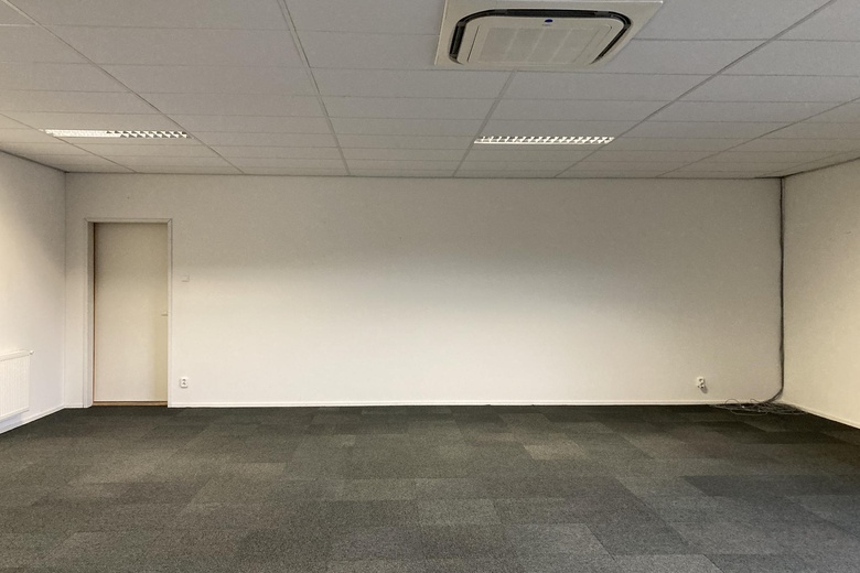 KantoorruimteaanNewtonstraat 42 F<br/> inHeerhugowaard KantoorruimteaanNewtonstraat 42 F<br/> inHeerhugowaard