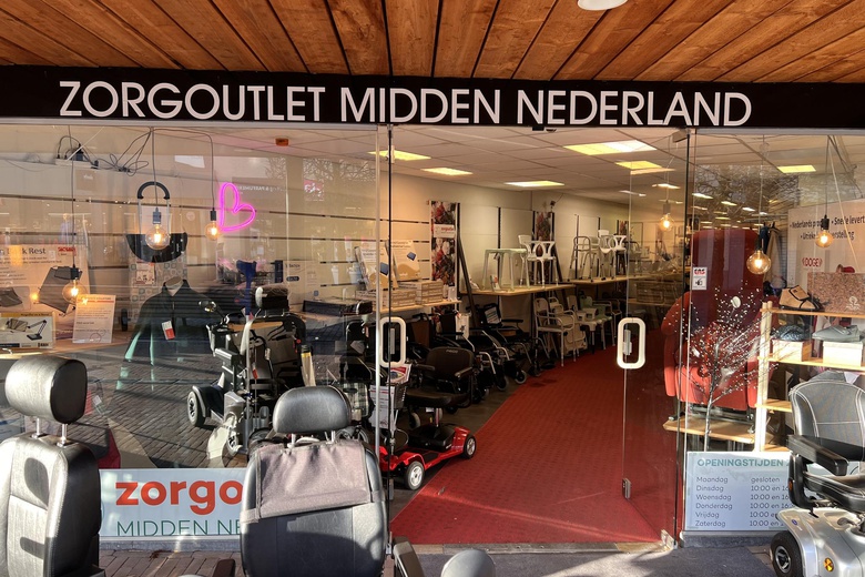 WinkelruimteaanStationsstraat 74<br/> inErmelo WinkelruimteaanStationsstraat 74<br/> inErmelo
