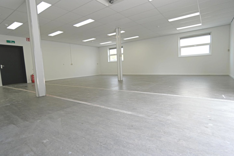 KantoorruimteaanEditiestraat 31<br/> inAlmere KantoorruimteaanEditiestraat 31<br/> inAlmere