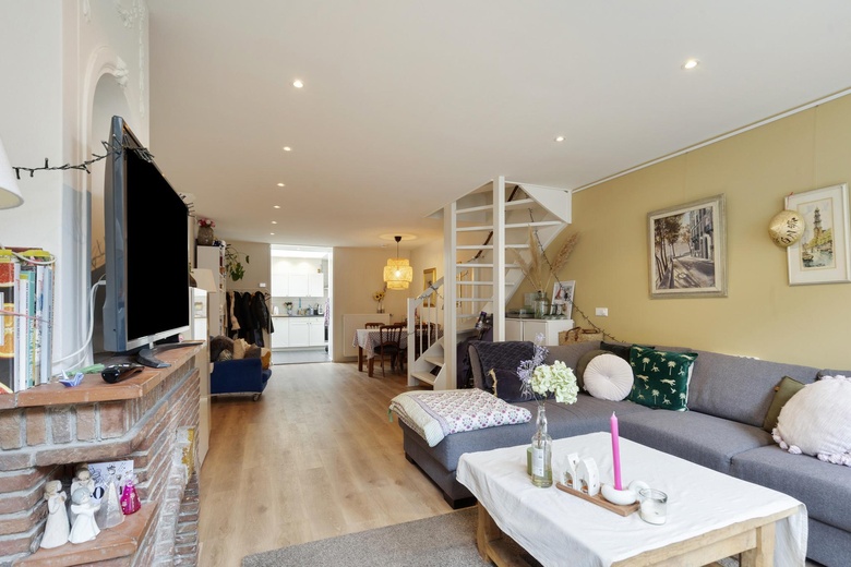 WinkelruimteaanSteenstraat 21<br/> inLeiden WinkelruimteaanSteenstraat 21<br/> inLeiden