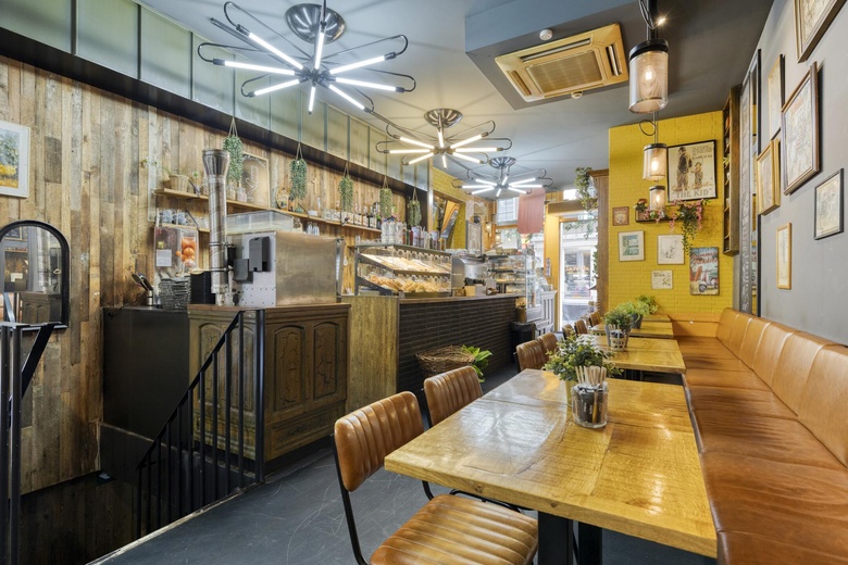 HorecaaanWarmoesstraat 46<br/> inAmsterdam HorecaaanWarmoesstraat 46<br/> inAmsterdam