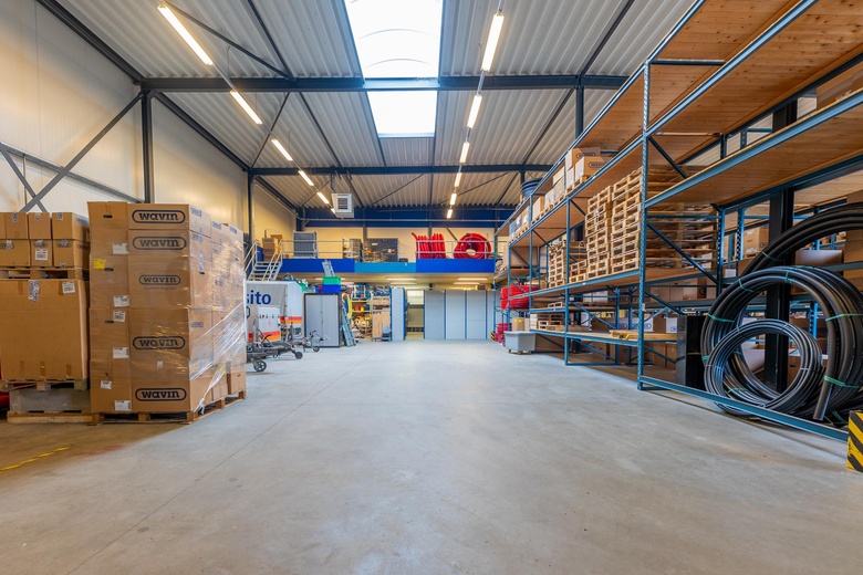 BedrijfsruimteaanSanderboutlaan 19 a<br/> inElsloo