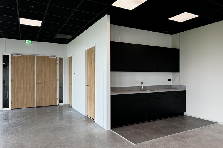 KantoorruimteaanKringloopweg 1<br/> inHendrik-Ido-Ambacht