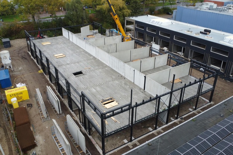 BedrijfsruimteaanKamerlingh Onnesweg 2 C 8<br/> inDordrecht