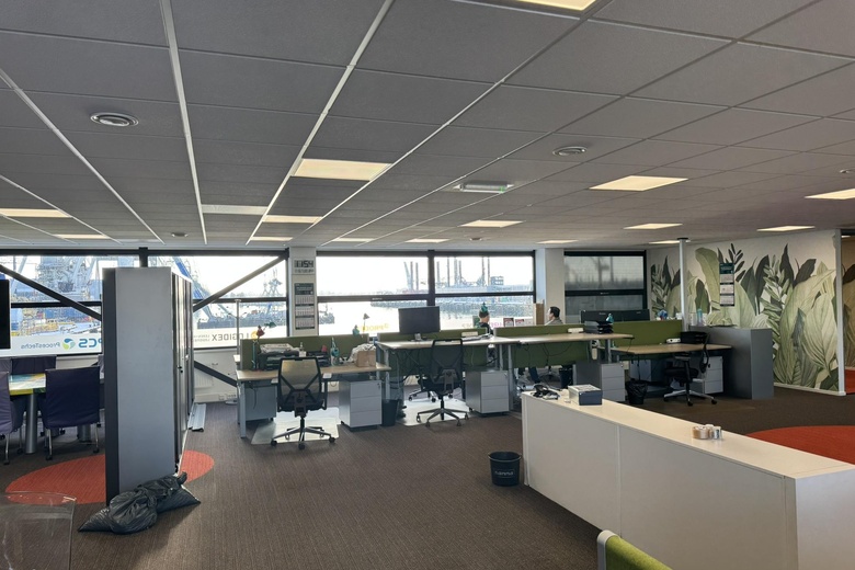 KantoorruimteaanKarel Doormanweg 9 E<br/> inSchiedam