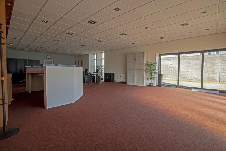 KantoorruimteaanDe Hulst 16<br/> inOostrum