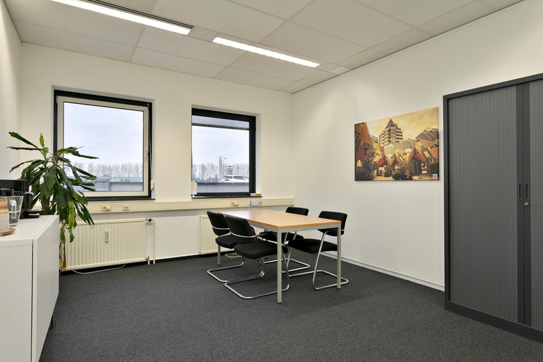 KantoorruimteaanCorkstraat 46<br/> inRotterdam KantoorruimteaanCorkstraat 46<br/> inRotterdam