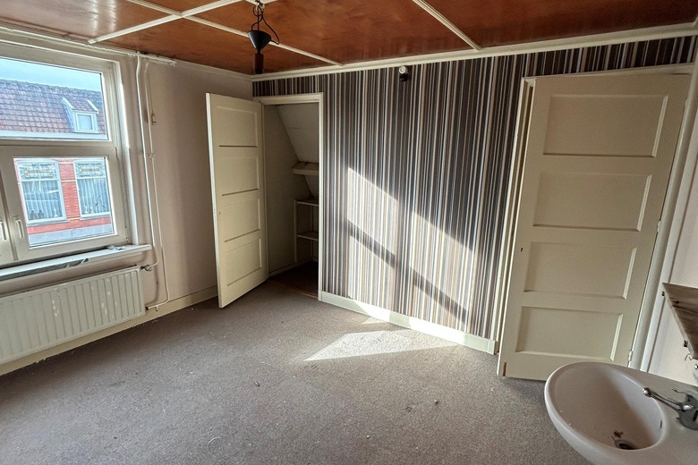 WinkelruimteaanStationsstraat 16<br/> inRijen