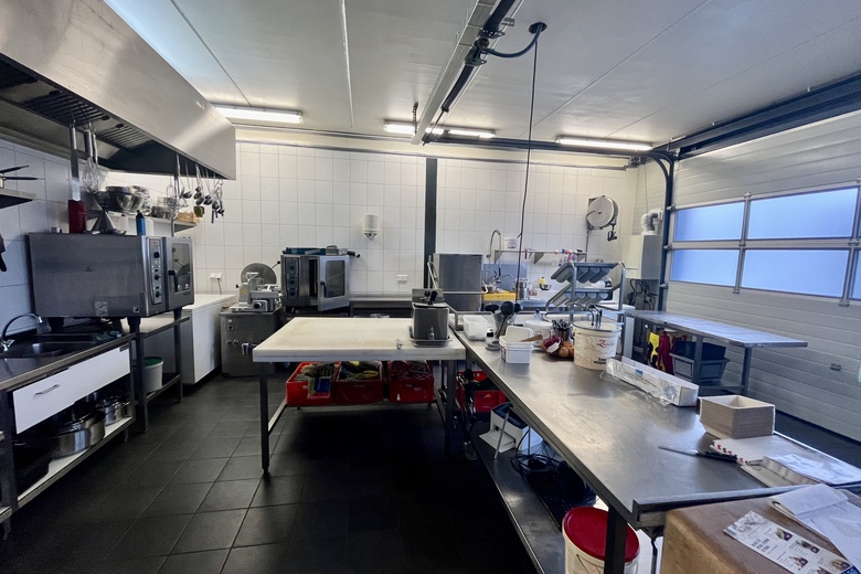 HorecaaanMetaalstraat 18 a<br/> inHaaksbergen HorecaaanMetaalstraat 18 a<br/> inHaaksbergen