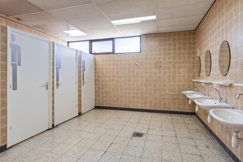 BedrijfsruimteaanNijverheidsstraat 9<br/> inLichtenvoorde BedrijfsruimteaanNijverheidsstraat 9<br/> inLichtenvoorde