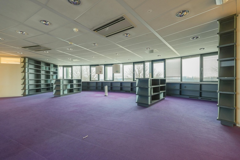 BedrijfsruimteaanVersterkerstraat 4<br/> inAlmere