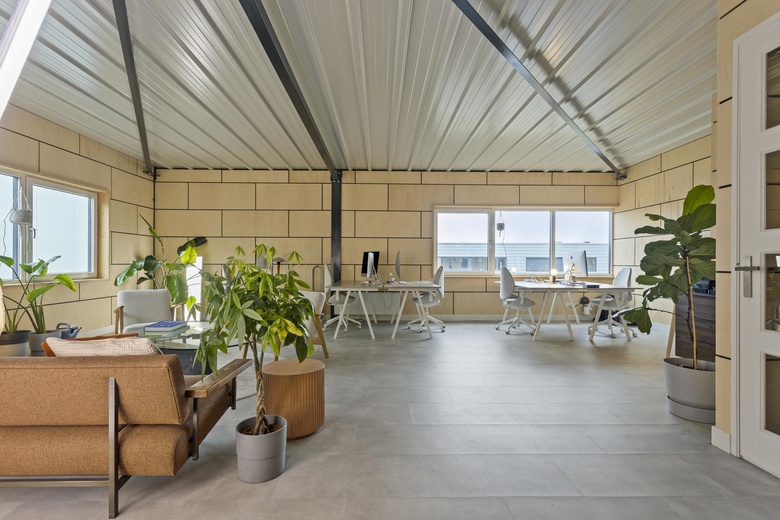 BedrijfsruimteaanCrommelinbaan 61 F<br/> inCruquius BedrijfsruimteaanCrommelinbaan 61 F<br/> inCruquius