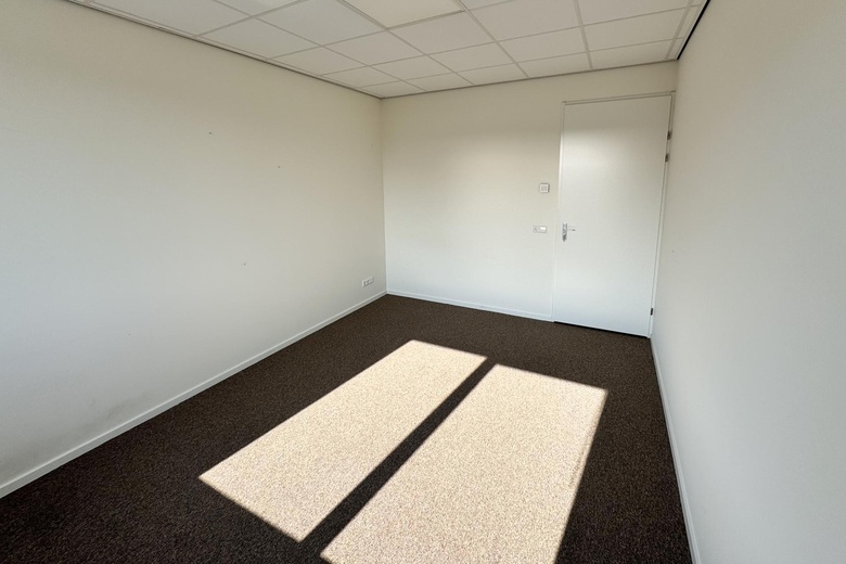 BedrijfsruimteaanSlijkwellsestraat 20 d 5<br/> inWell BedrijfsruimteaanSlijkwellsestraat 20 d 5<br/> inWell