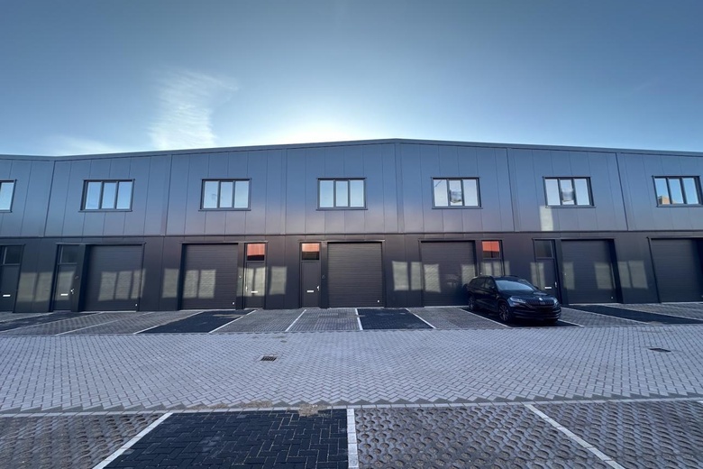 BedrijfsruimteaanVan der Waalsstraat 44<br/> inZoetermeer