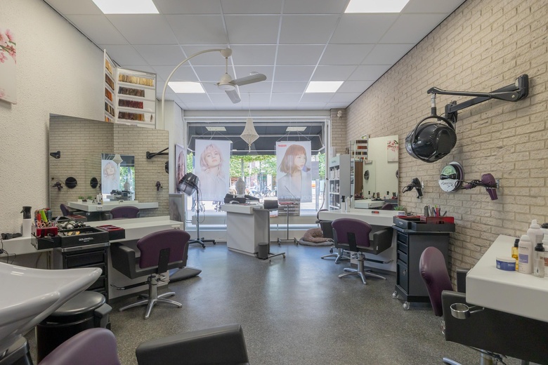 WinkelruimteaanHerenstraat 94<br/> inVoorhout WinkelruimteaanHerenstraat 94<br/> inVoorhout